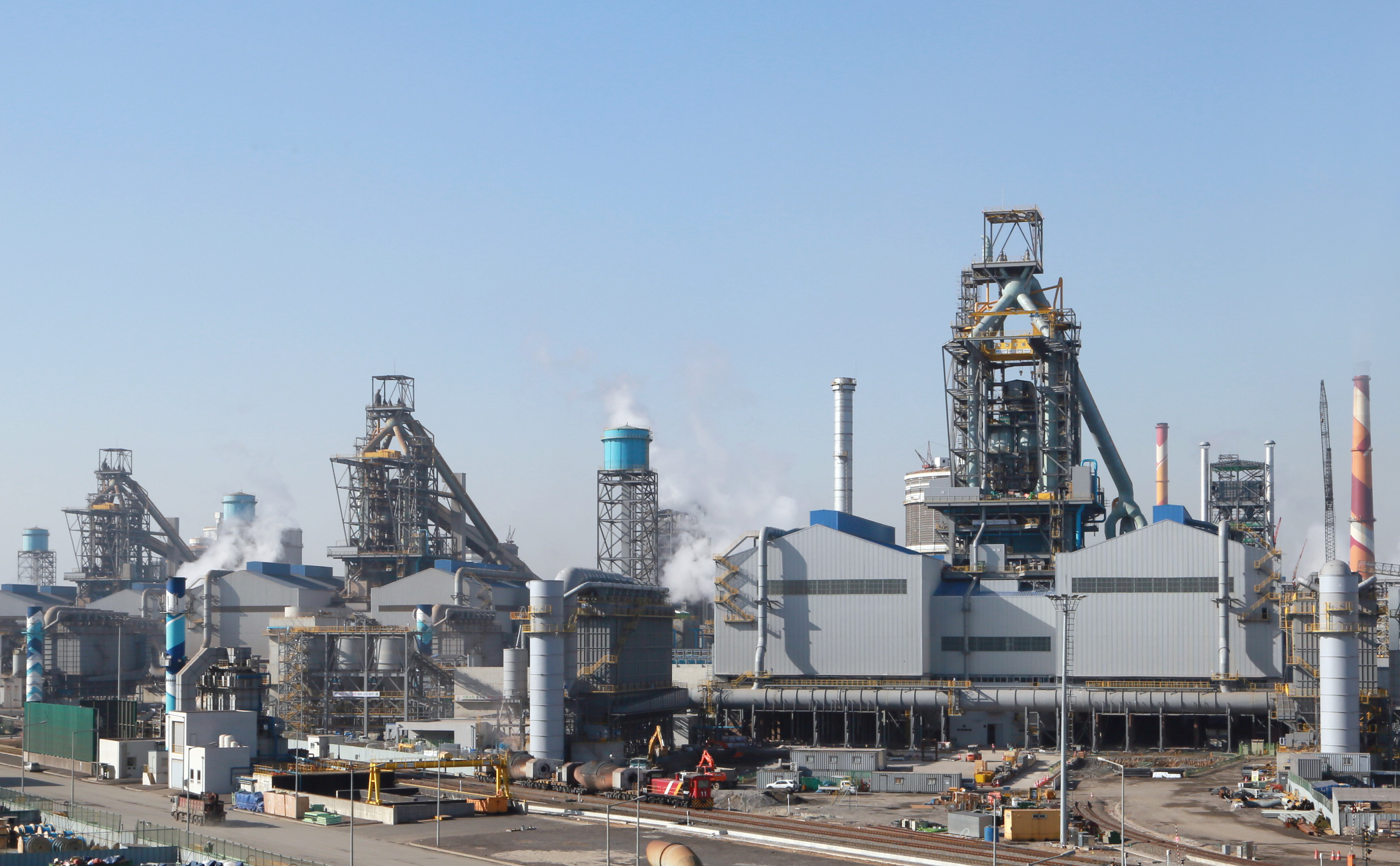 Posco completes steel plant in China to meet EV demand