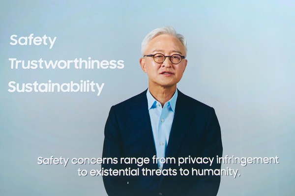 Kyung Kye-hyun, president of Samsung Electronics, represents Samsung’s Semiconductor Division